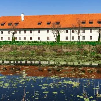 Upoznavanje Slavonski Brod - oglasi i online članovi